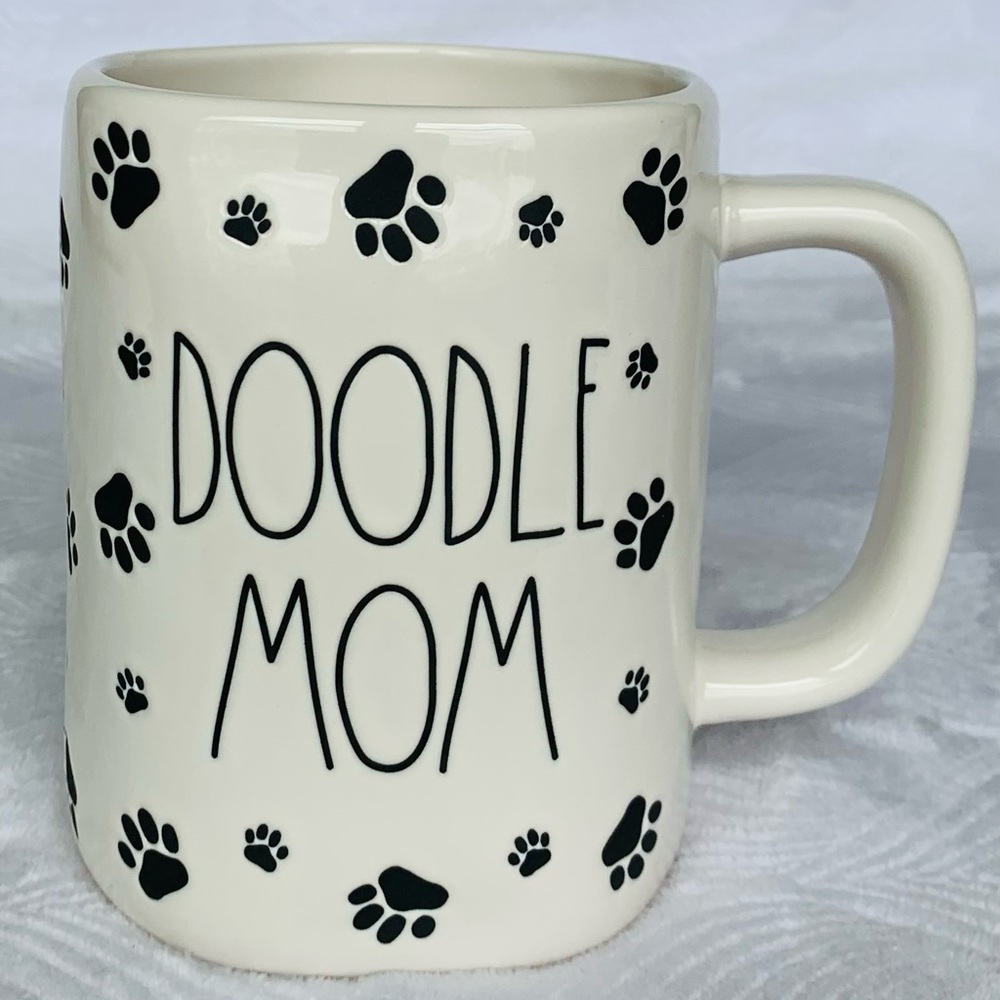 Rae Dunn Doodle Mom mug
